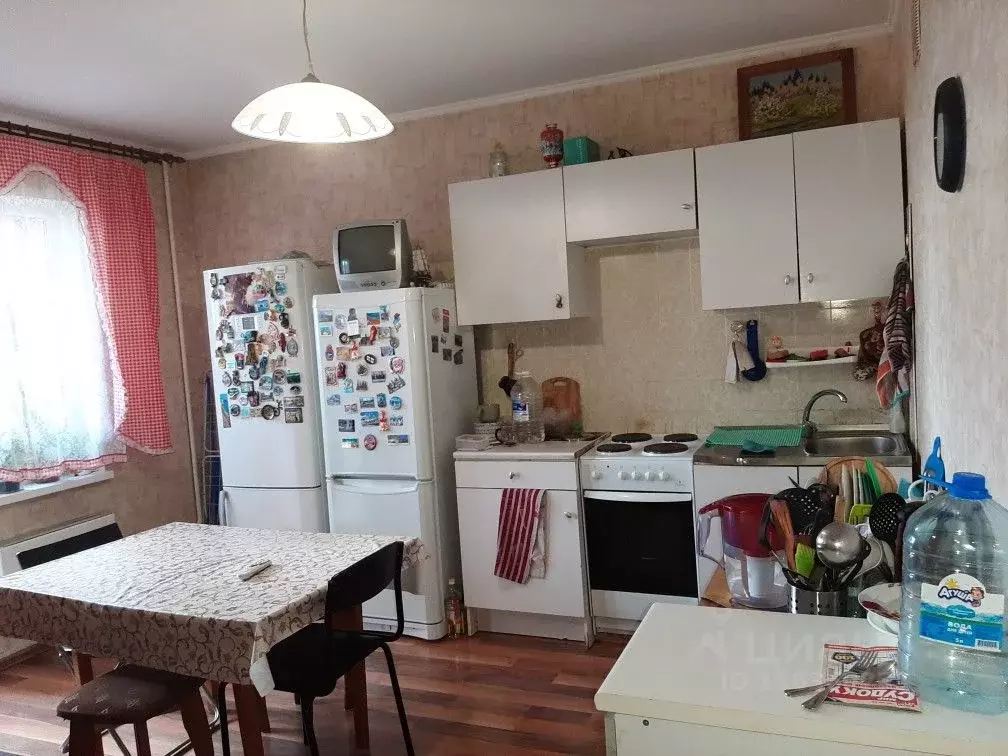 Комната Московская область, Химки просп. Мельникова, 18 - Фото 1