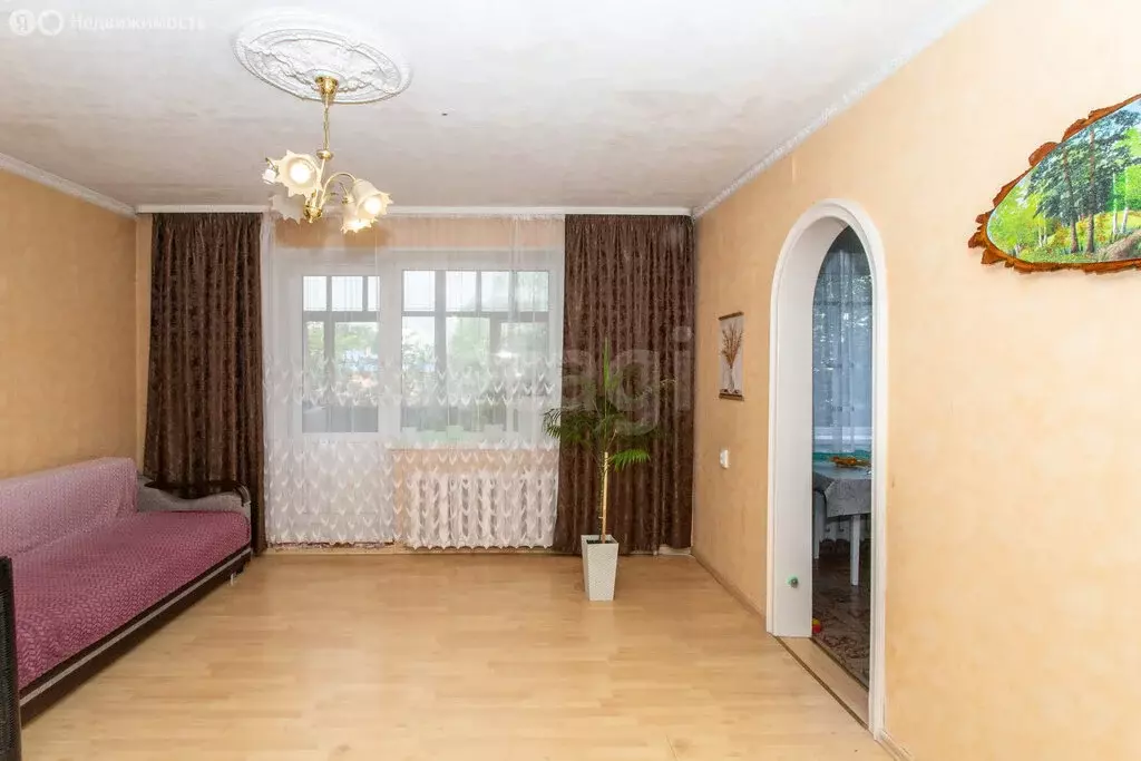 3-комнатная квартира: Тобольск, 7-й микрорайон, 35 (78.8 м) - Фото 2