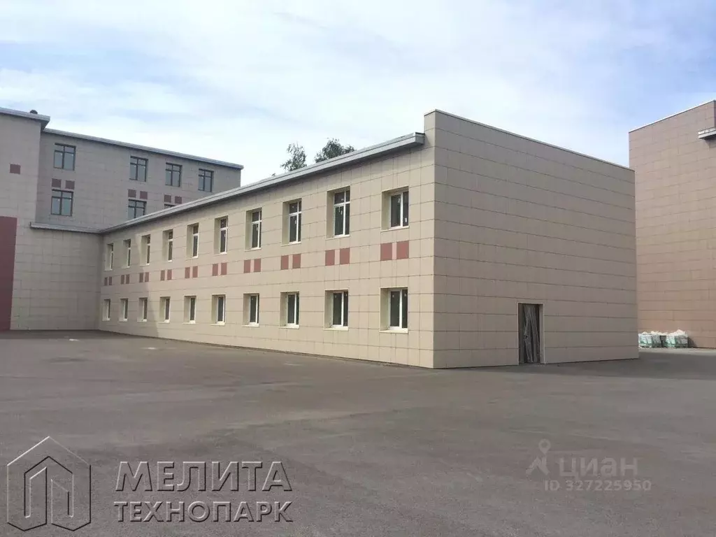 Офис в Татарстан, Казань ул. Мазита Гафури, 50к6 (18 м) - Фото 2