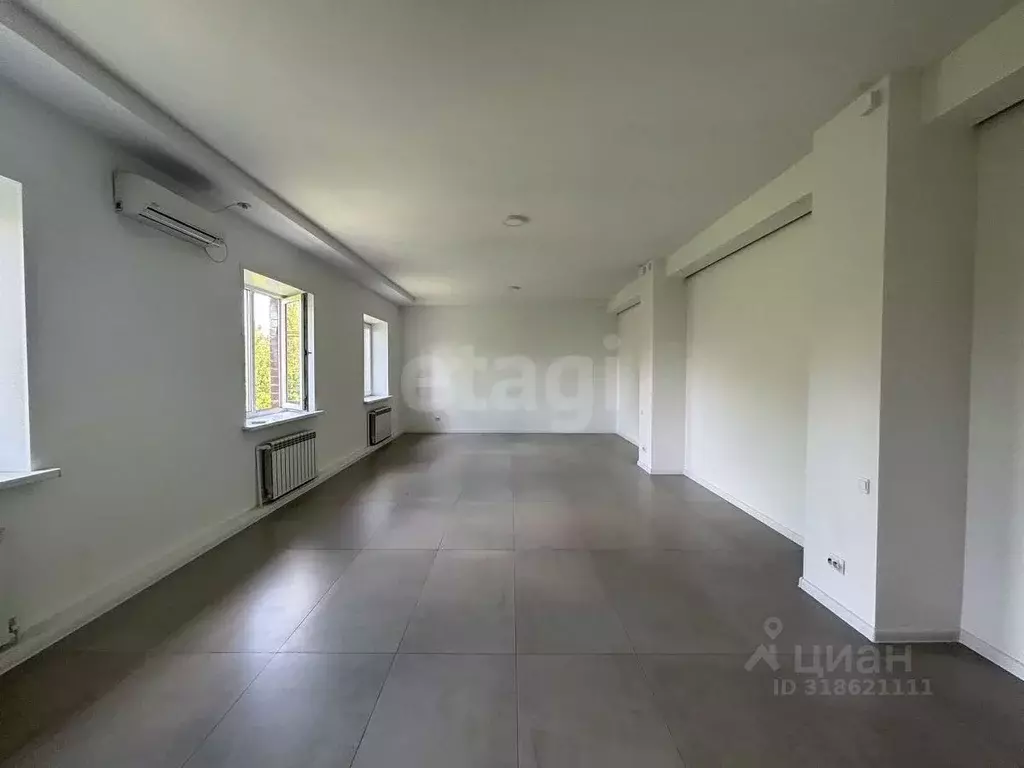 Помещение свободного назначения в Калужская область, Калуга Зерновая ... - Фото 1