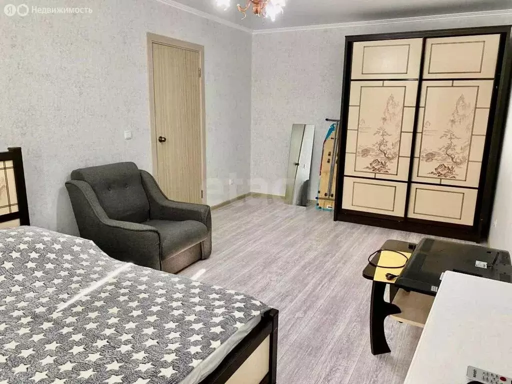 1-комнатная квартира: Анапа, улица Адмирала Пустошкина, 22к11 (39 м) - Фото 1