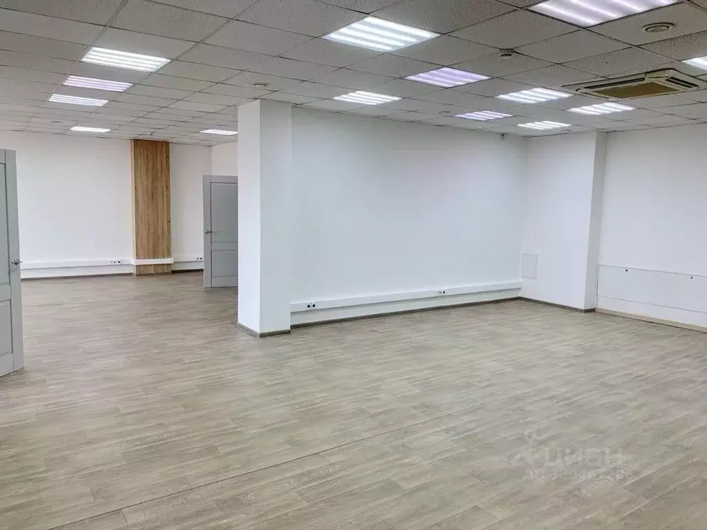 Офис в Омская область, Омск ул. Гагарина, 14 (310 м) - Фото 2