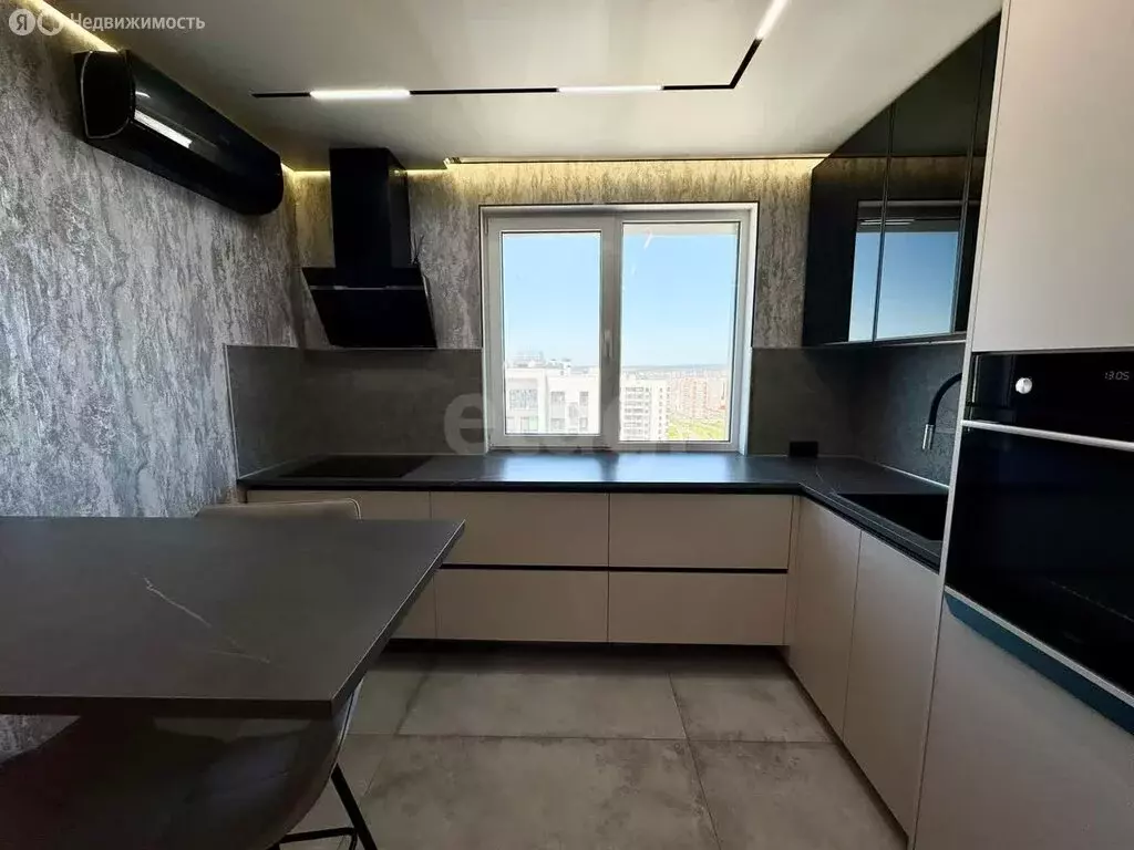 2-комнатная квартира: Анапа, улица Ленина, 241к2 (55.2 м) - Фото 0