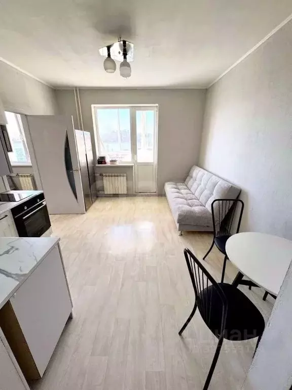 1-к кв. Иркутская область, Иркутск Байкальская ул., 188/3 (34.7 м) - Фото 1