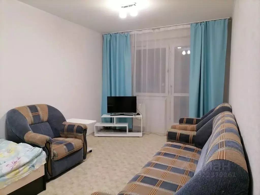 2-к кв. Пермский край, Горнозаводск Горнозаводский район, ул. Свободы, ... - Фото 1