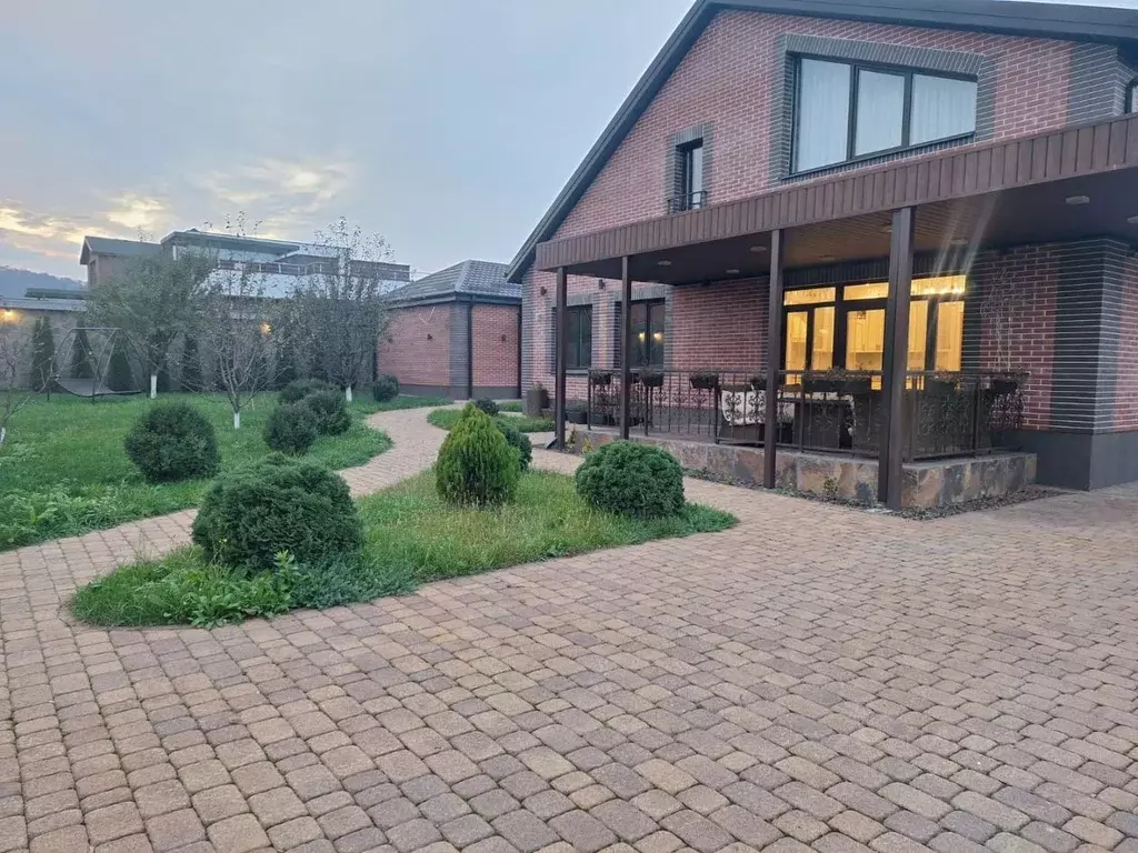 Дом в Северная Осетия, Владикавказ ул. Радужная, 2 (178 м) - Фото 2