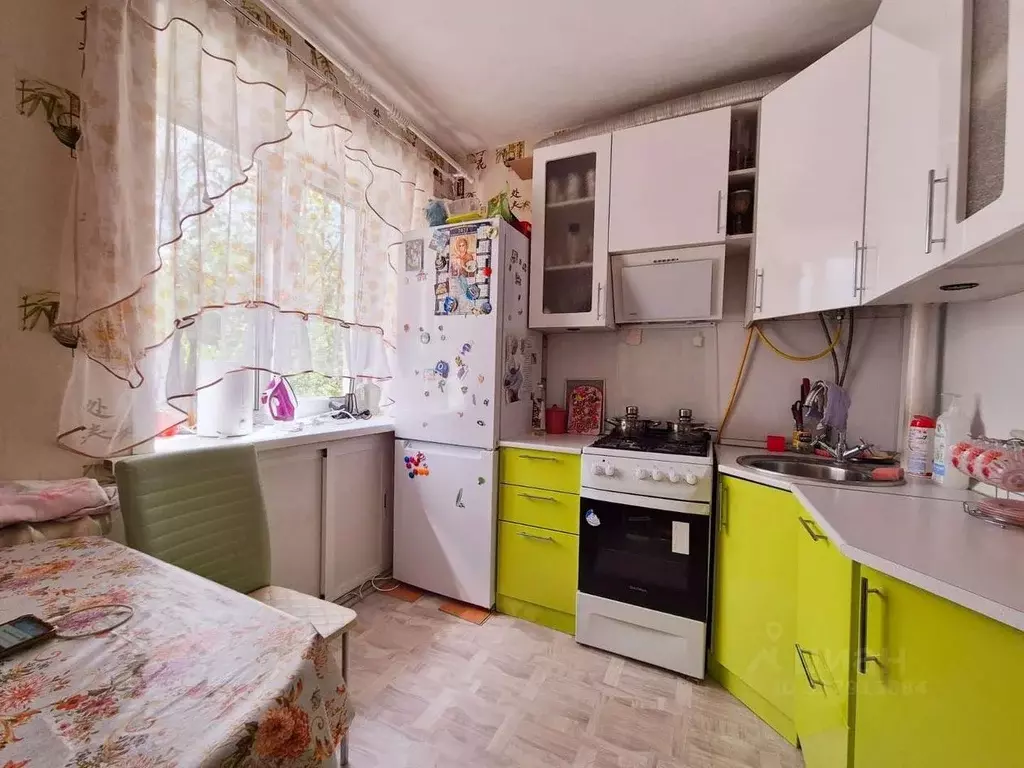 2-к кв. Самарская область, Тольятти ул. Ленина, 105 (40.0 м) - Фото 0