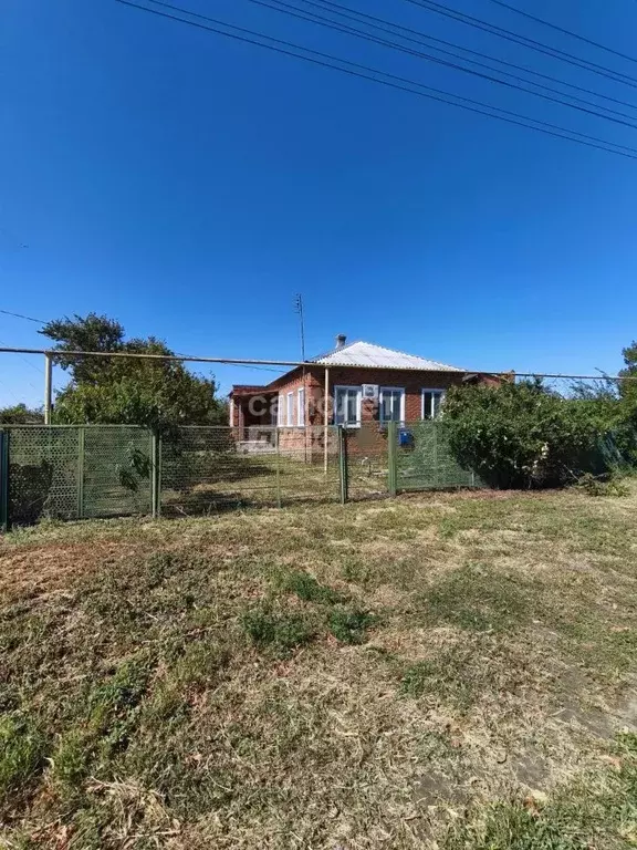 Дом в Краснодарский край, Кореновский район, Платнировское с/пос, ... - Фото 1