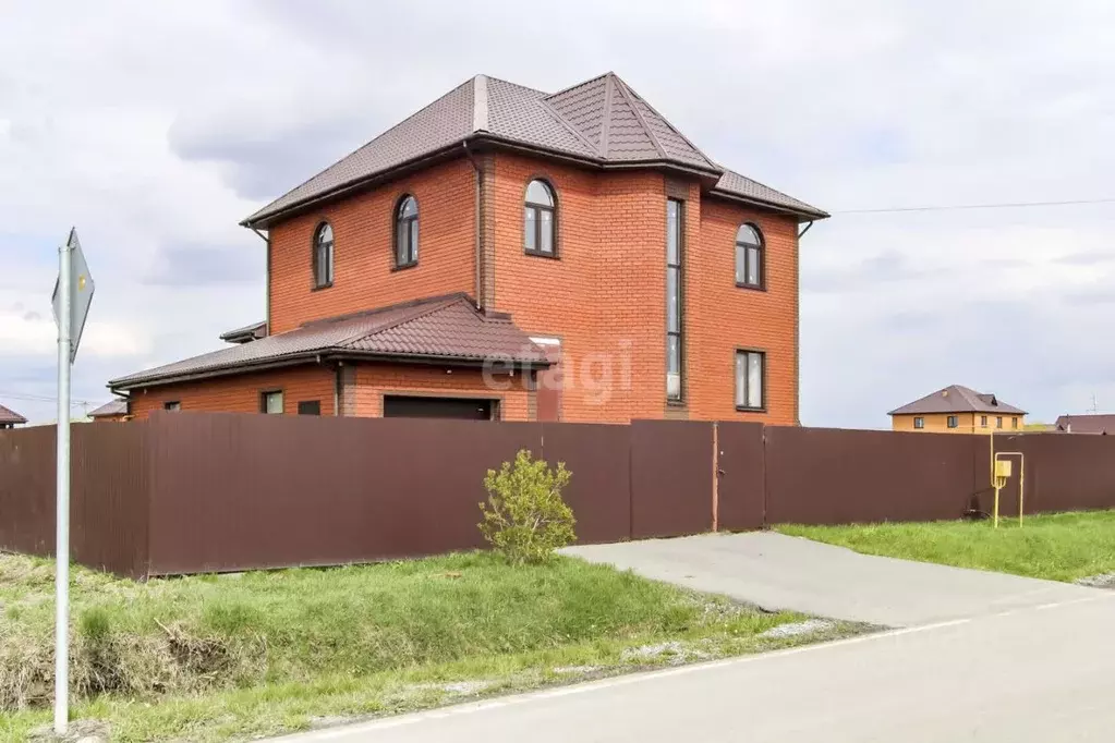 Дом в Тюменская область, Тюмень Березняковский мкр, ул. Нефтеюганская ... - Фото 1