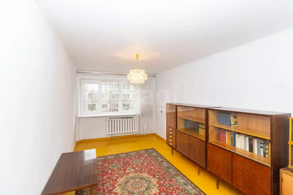 2-комнатная квартира: Тюмень, улица Карла Маркса, 110 (45.1 м) - Фото 2