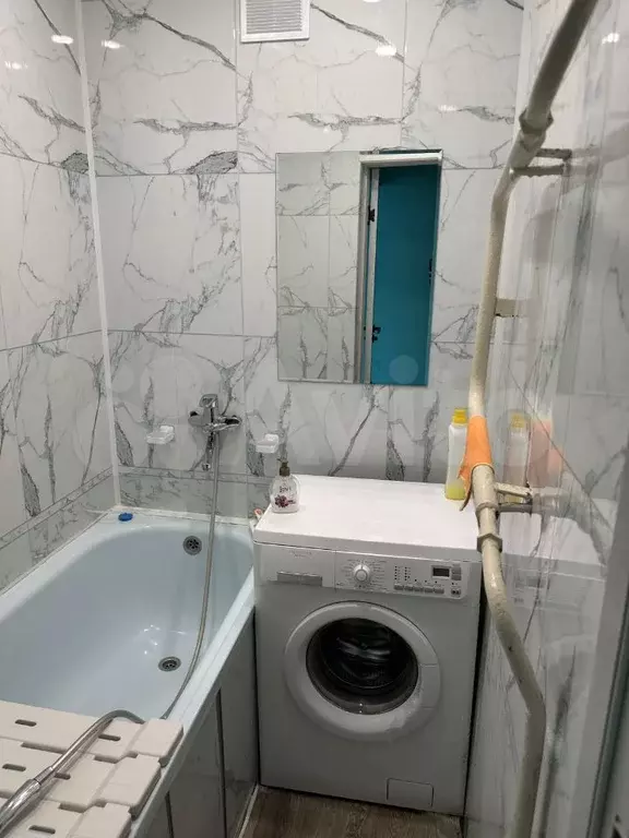 1-к. квартира, 30 м, 5/5 эт. - Фото 0