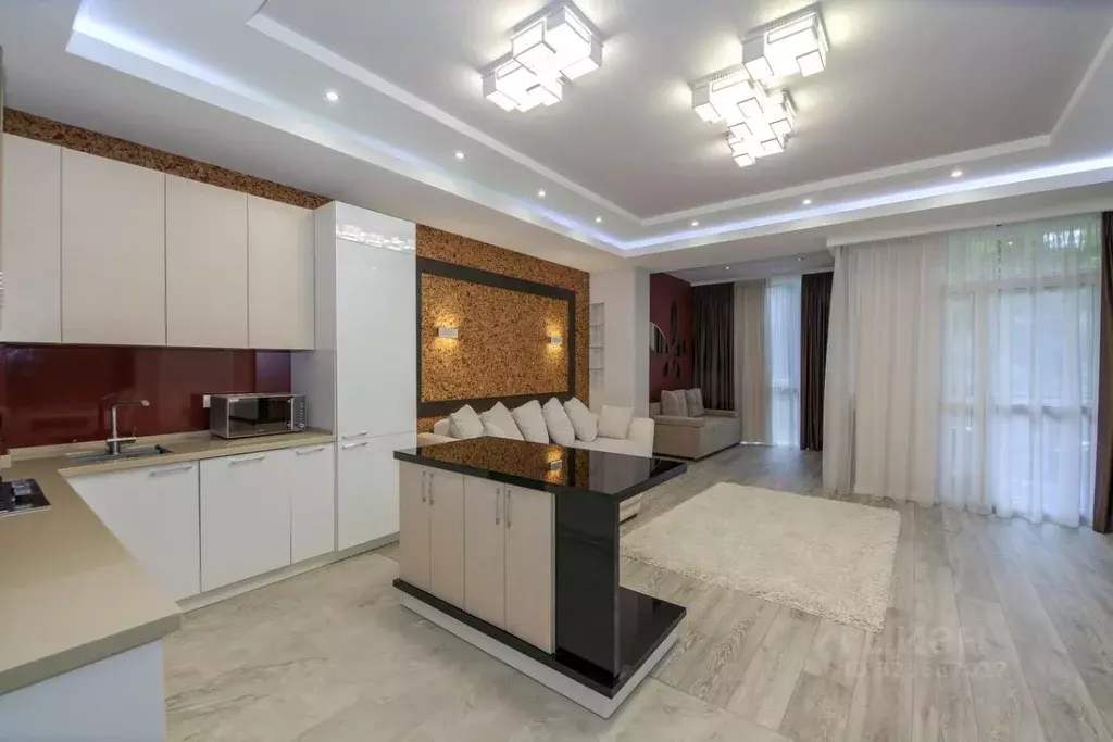 2-к кв. Краснодарский край, Сочи Курортный просп., 96/5Б (75.0 м) - Фото 2