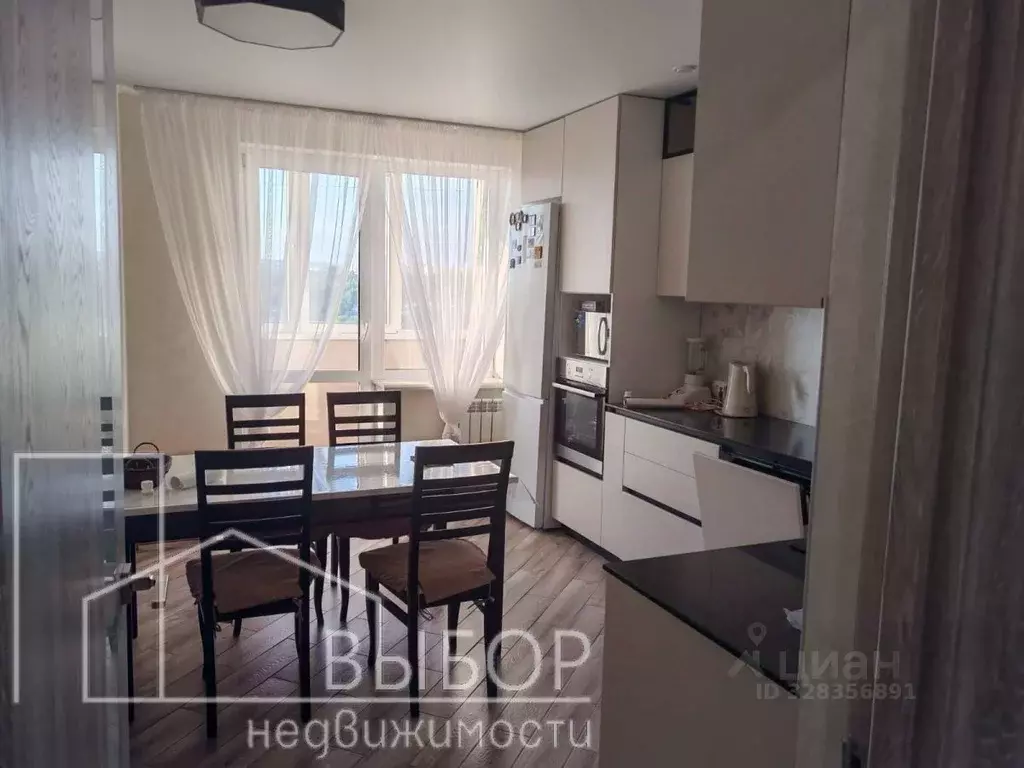 3-к кв. Томская область, Томск ул. Сергея Вицмана, 37 (83.0 м) - Фото 1