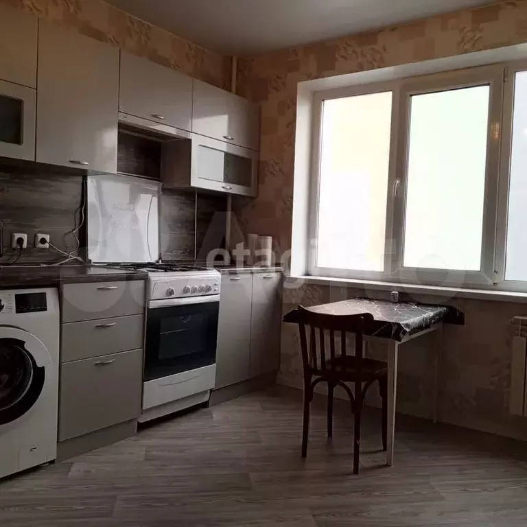 1-к. квартира, 39,8 м, 8/10 эт. - Фото 0