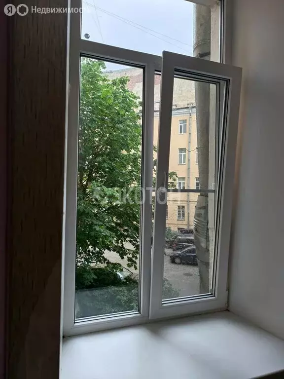 3-комнатная квартира: Санкт-Петербург, Мытнинская улица, 5/2 (64.2 м) - Фото 1
