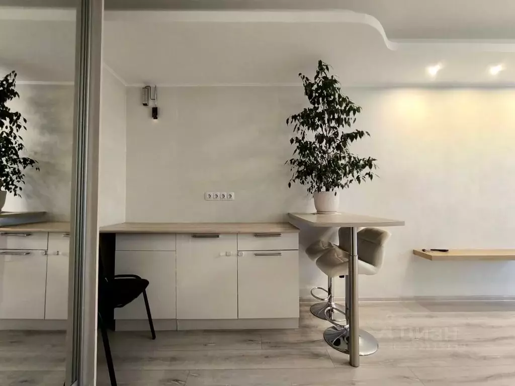 Комната Санкт-Петербург ул. Пионерстроя, 10 (17.7 м) - Фото 1