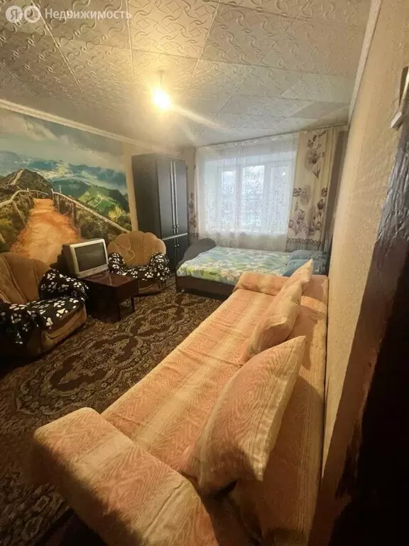 1-комнатная квартира: Нижний Тагил, Выйская улица, 68 (35 м) - Фото 0