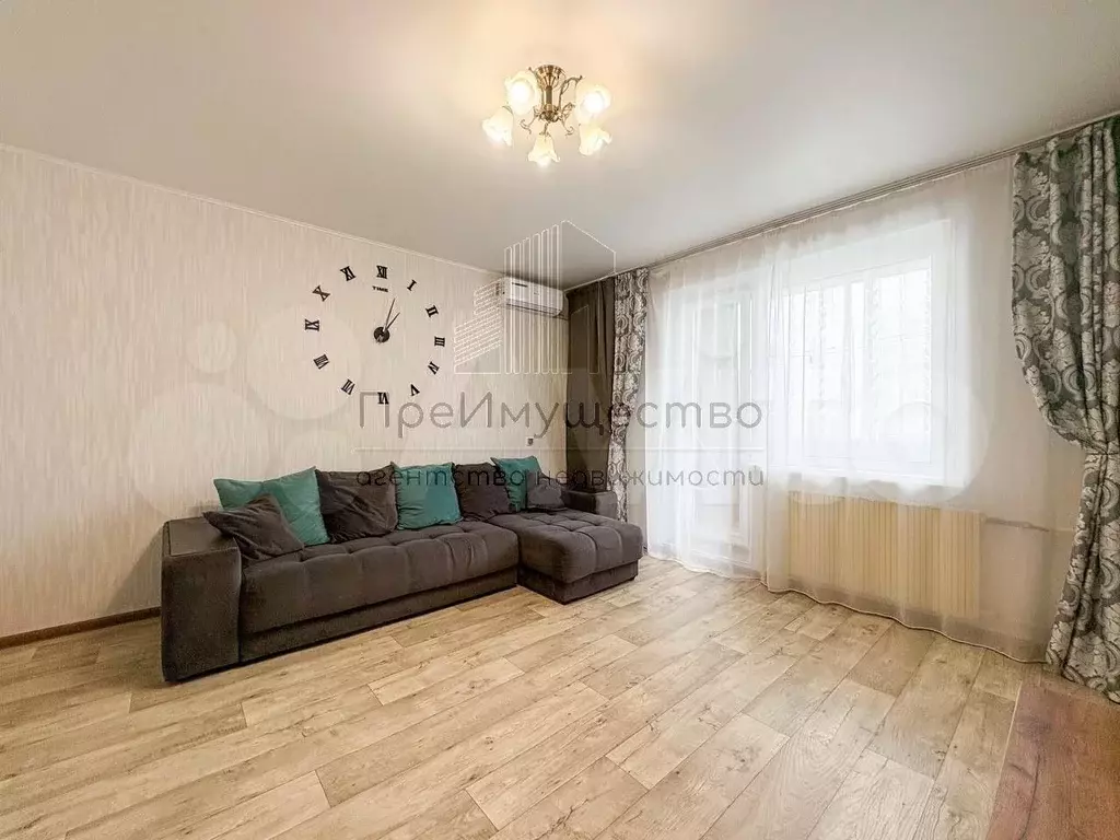 2-к. квартира, 57 м, 8/10 эт. - Фото 0