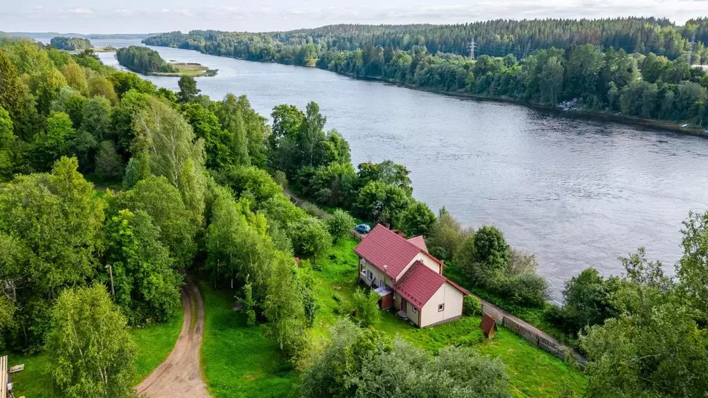 Дом в Ленинградская область, Выборгский район, Светогорское городское ... - Фото 0