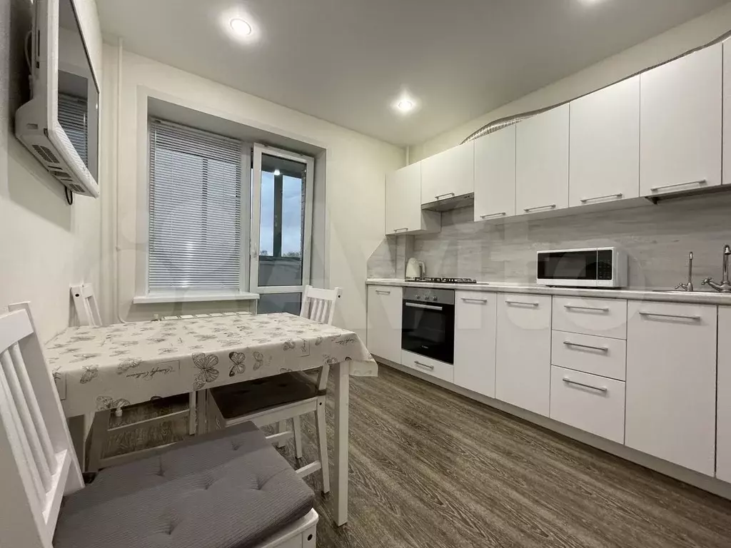2-к. квартира, 55 м, 3/5 эт. - Фото 1