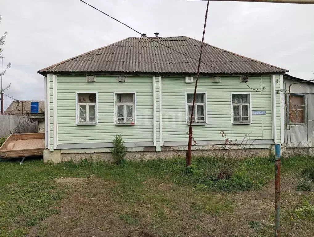 Дом в Белгородская область, Старооскольский городской округ, с. ... - Фото 1