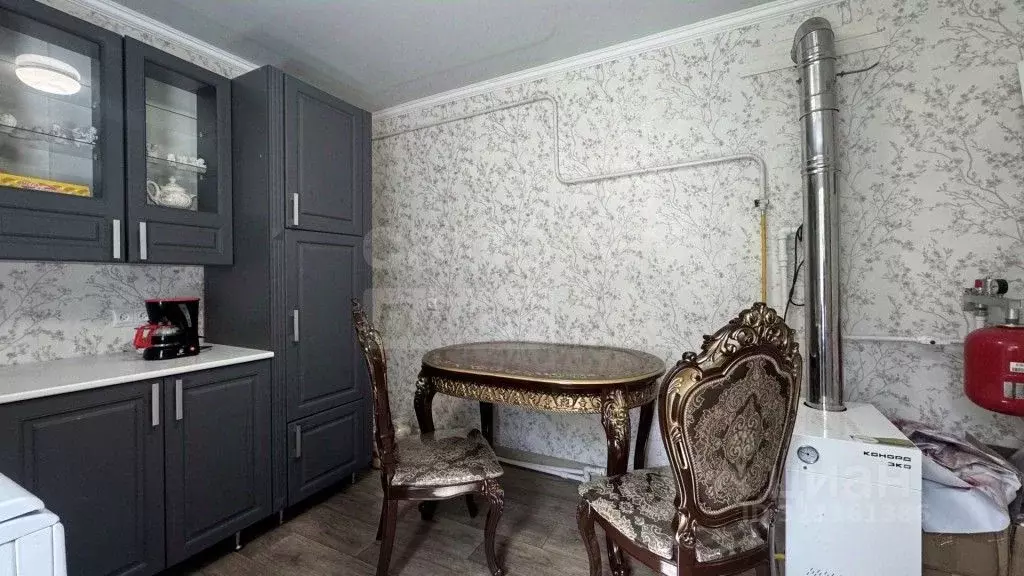 Дом в Оренбургская область, Октябрьский район, пос. Уранбаш ул. ... - Фото 0