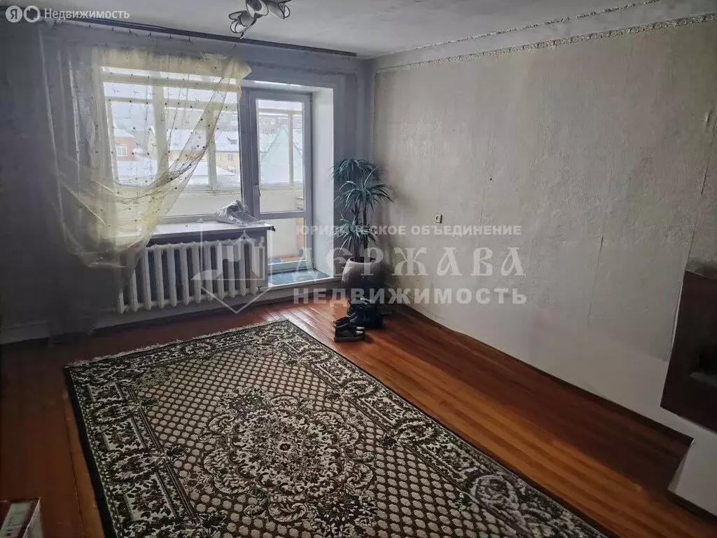 3-комнатная квартира: Тайга, проспект Кирова, 34 (66.7 м) - Фото 2