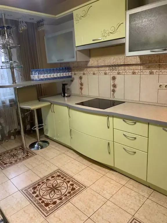 4-к кв. Красноярский край, Красноярск ул. Молокова, 40 (81.4 м) - Фото 1