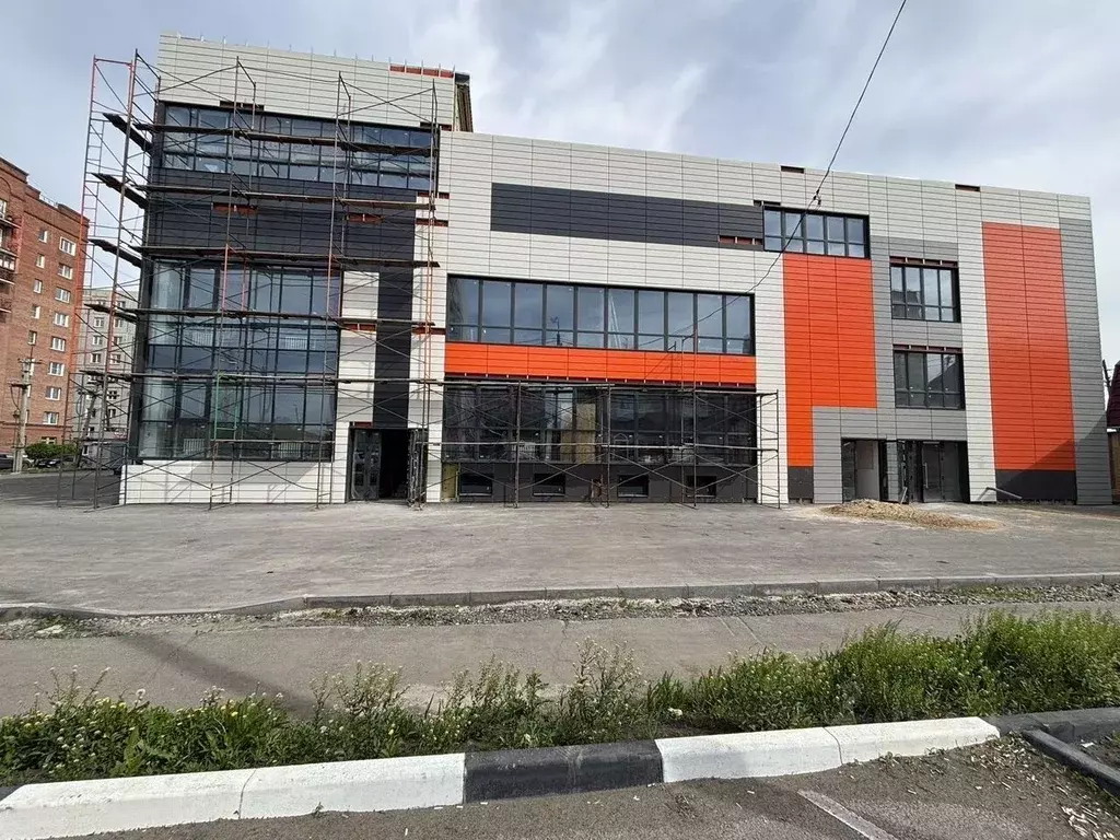 Торговая площадь в Омская область, Омск Омская ул., 155а (3000 м) - Фото 1