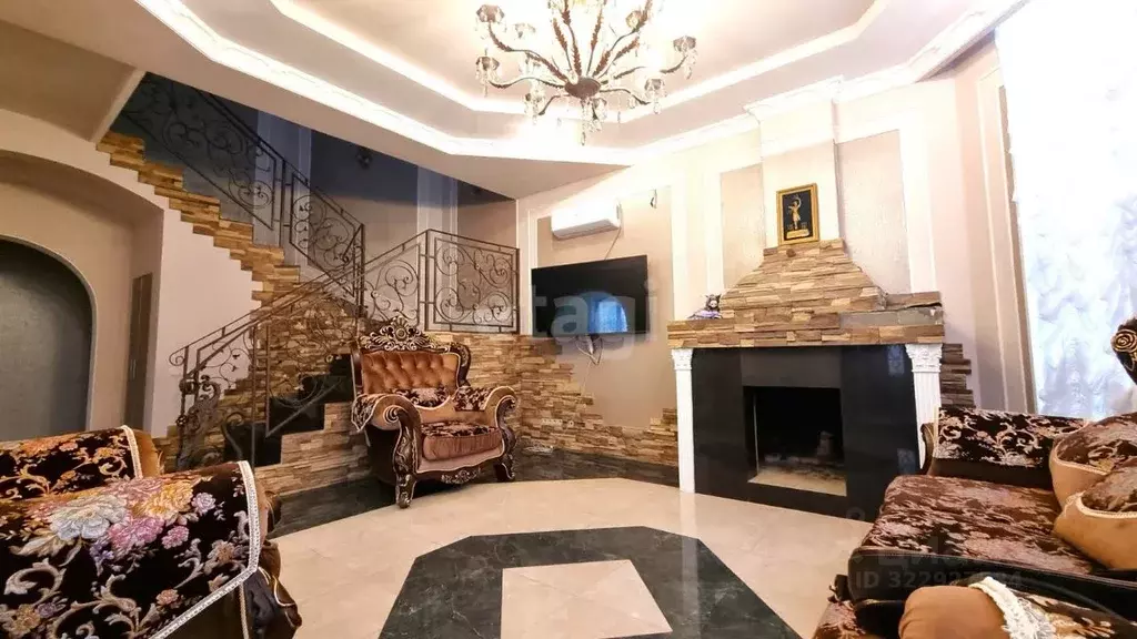 Дом в Волгоградская область, Волгоград Воропоновская ул., 14 (210 м) - Фото 2