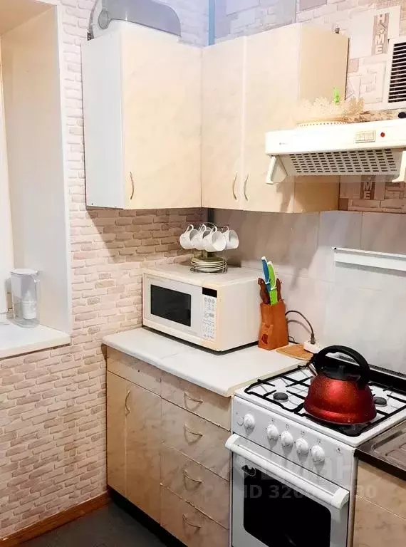 2-к кв. Пермский край, Губаха просп. Ленина, 57 (49.0 м) - Фото 2