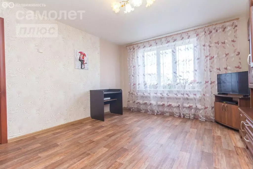 3-комнатная квартира: Уфа, Магистральная улица, 4 (62.3 м) - Фото 1