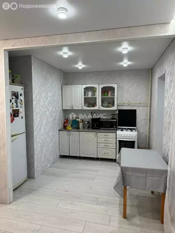 Квартира-студия: Стерлитамак, улица Артёма, 128 (35.9 м) - Фото 2