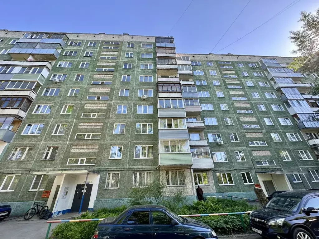 3-к кв. Алтайский край, Барнаул ул. Антона Петрова, 214 (63.0 м) - Фото 0