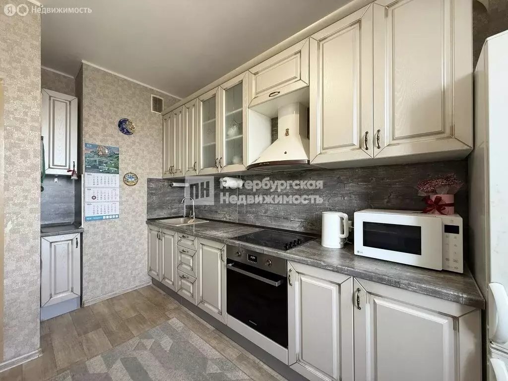 3-комнатная квартира: Санкт-Петербург, улица Доблести, 14к2 (63.7 м) - Фото 2