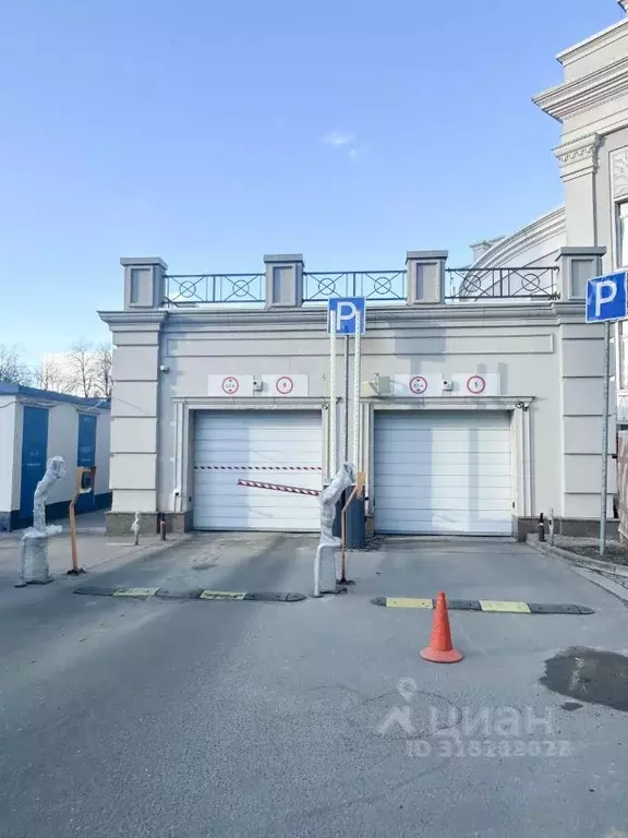 Гараж в Москва ул. Серпуховский Вал, 21к2 (14 м) - Фото 0