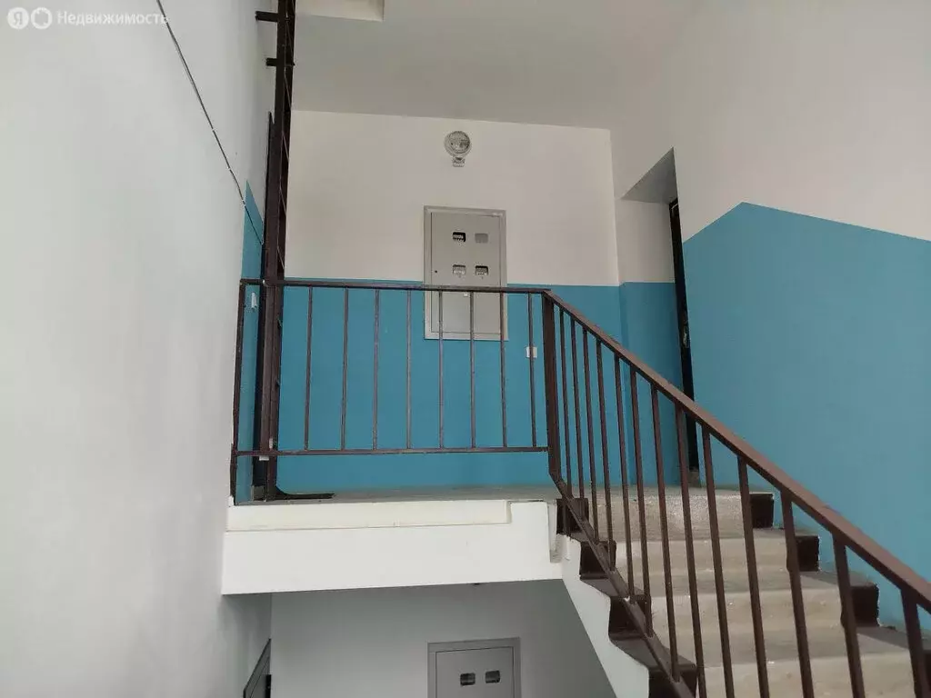 3-комнатная квартира: Апшеронск, улица Ленина, 245к4 (71 м) - Фото 1