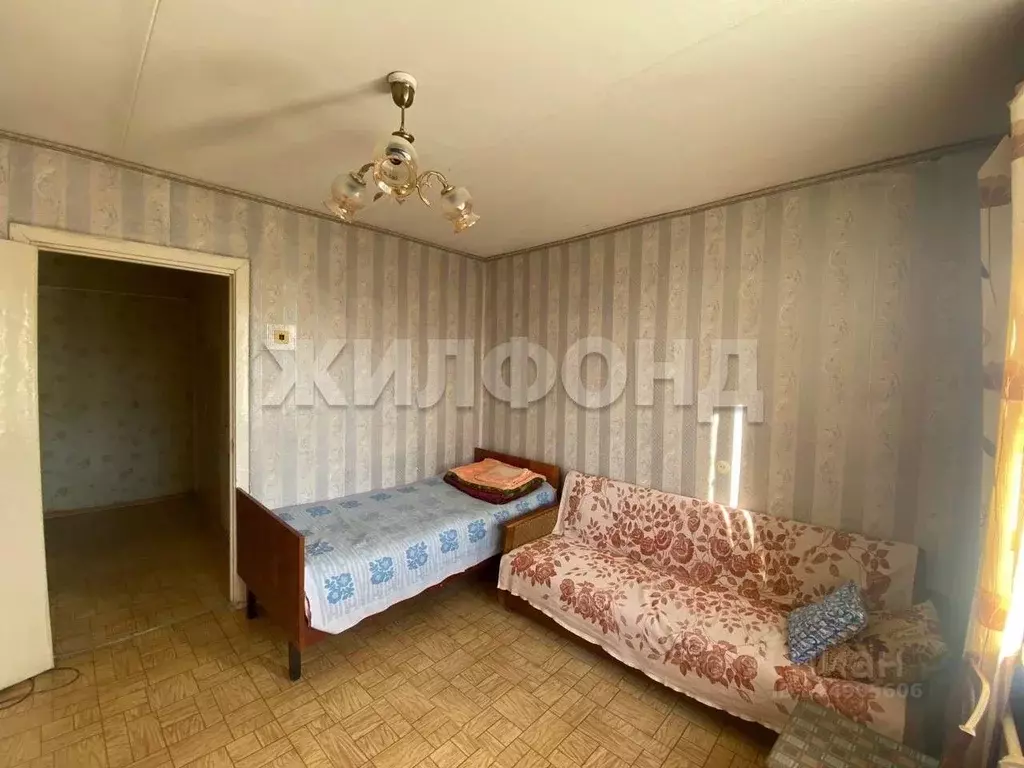 3-к кв. Брянская область, Брянск ул. Репина, 16А (68.5 м) - Фото 2