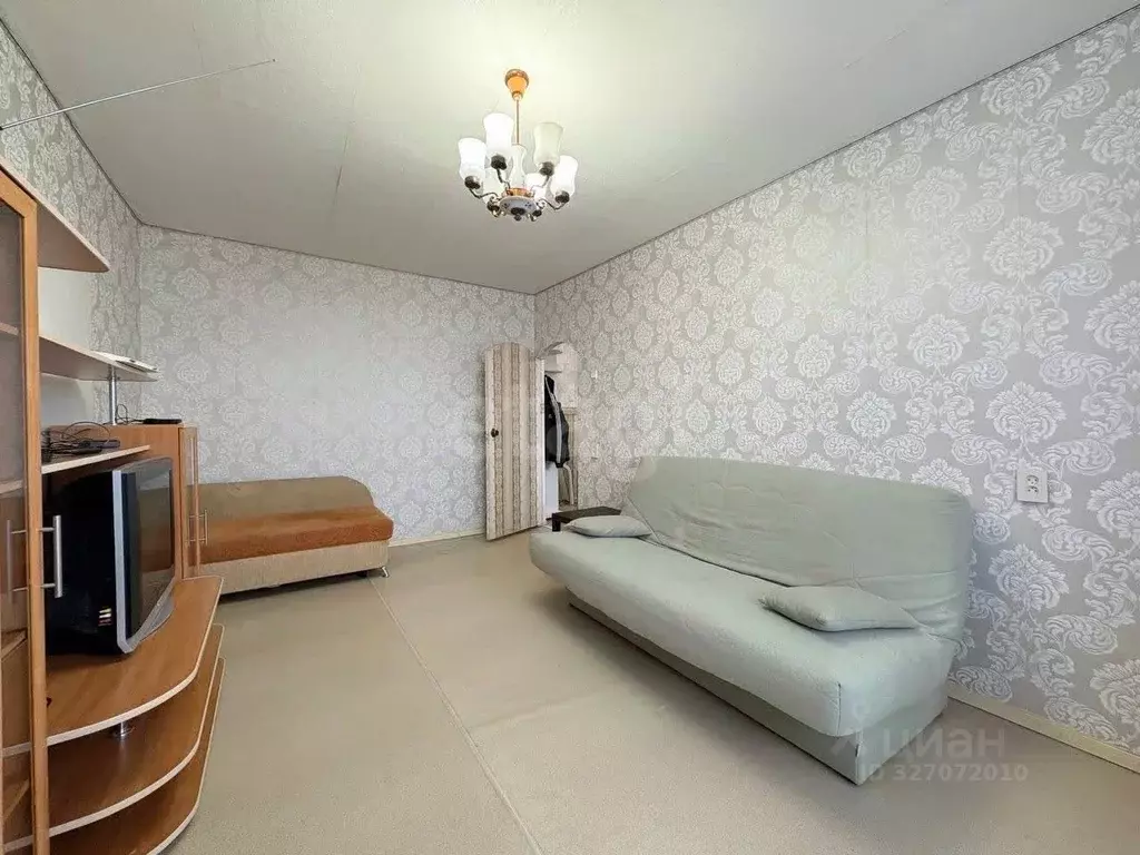 2-к кв. Вологодская область, Череповец Ленинградская ул., 16 (50.4 м) - Фото 2