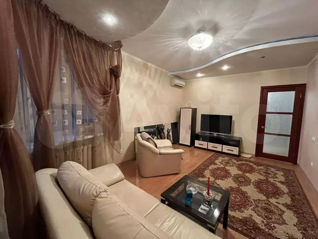 2-к. квартира, 60 м, 3/8 эт. - Фото 0