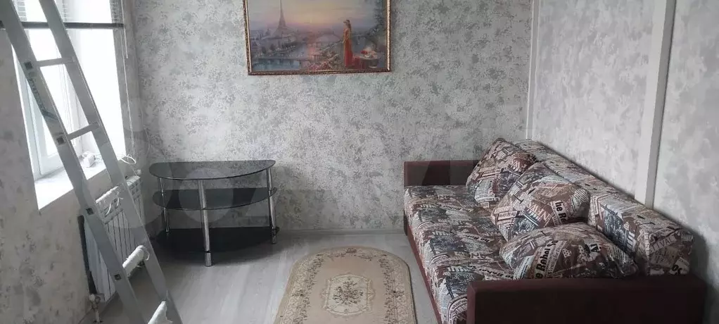 1-к. квартира, 32 м, 4/4 эт. - Фото 0
