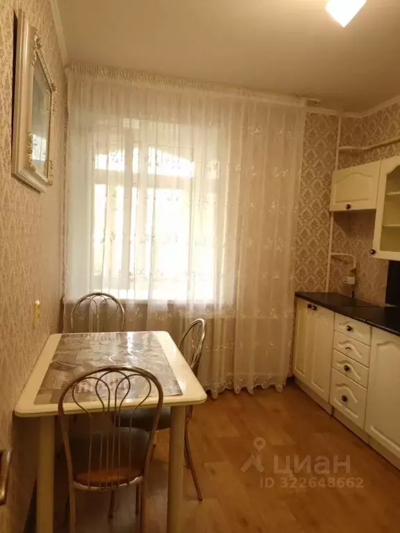 1-к кв. Татарстан, Набережные Челны просп. Чулман, 42 (35.0 м) - Фото 2