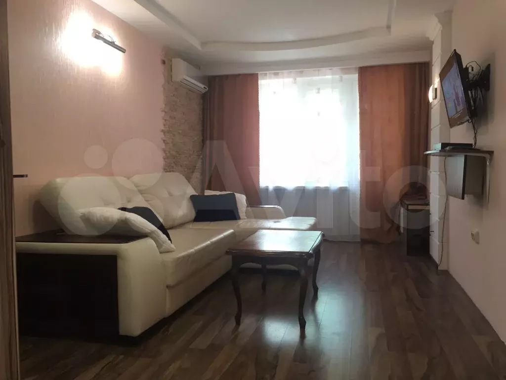 3-к. квартира, 60 м, 2/5 эт. - Фото 1