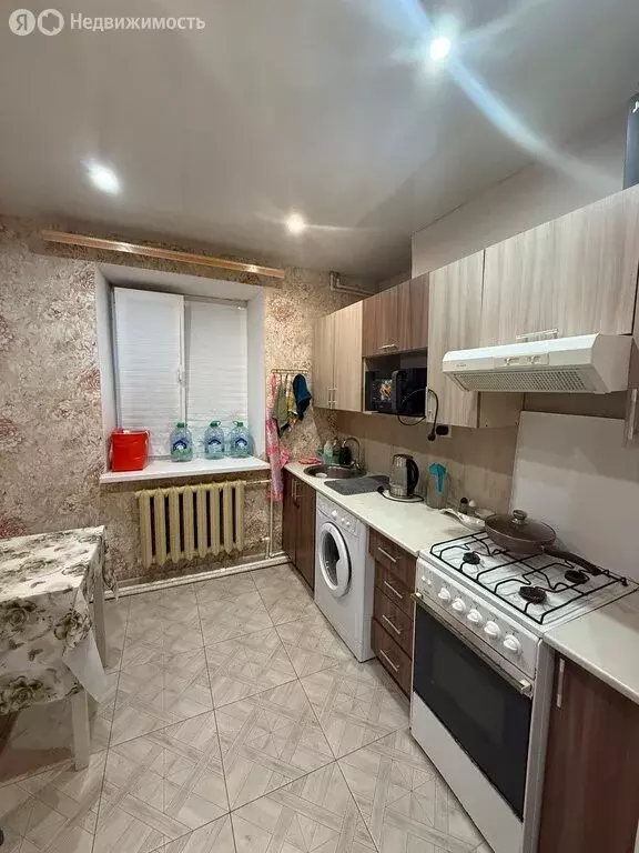 2-комнатная квартира: Смоленск, Станционная улица, 2А (41 м) - Фото 0