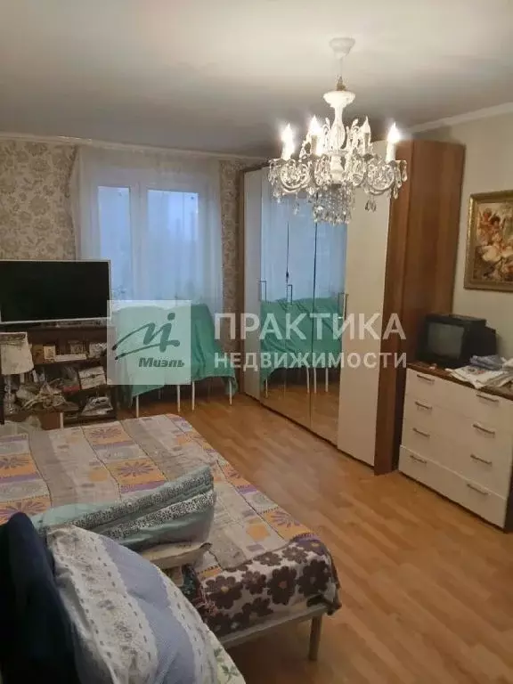 Продается 3-комнатная квартира - Фото 1