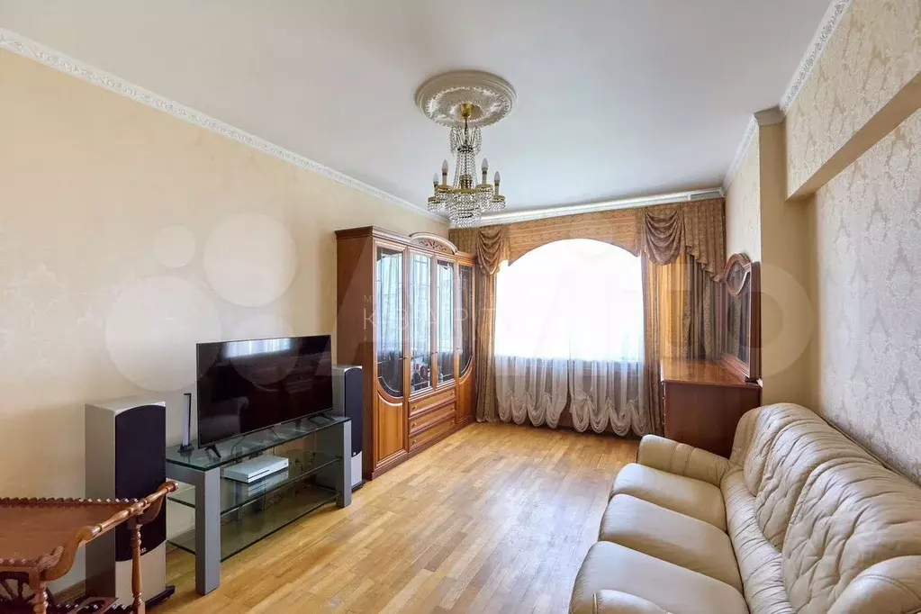 2-к. квартира, 56 м, 7/14 эт. - Фото 1