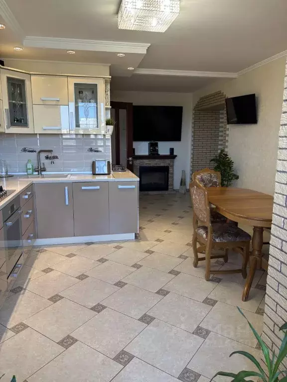 3-к кв. Брянская область, Брянск 2-й Советский пер., 7б (93.0 м) - Фото 2