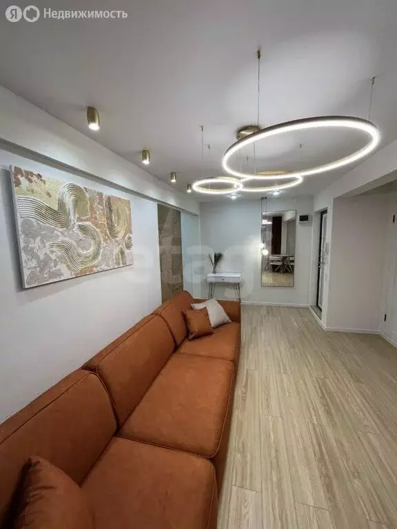 3-комнатная квартира: Бийск, улица Разина, 74 (54.8 м) - Фото 2