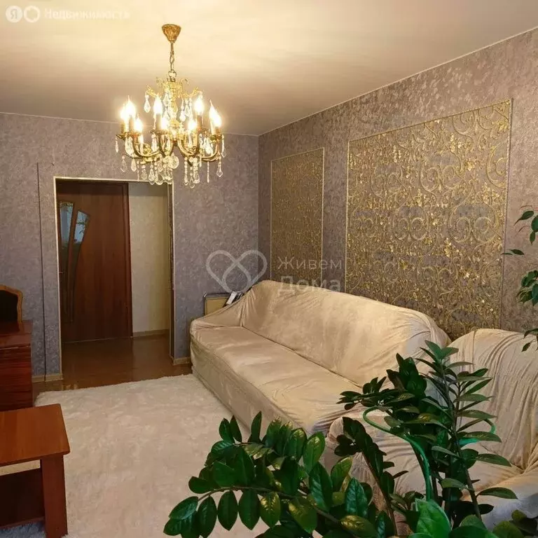 3-комнатная квартира: Волгоград, Кузнецкая улица, 32 (80 м) - Фото 1