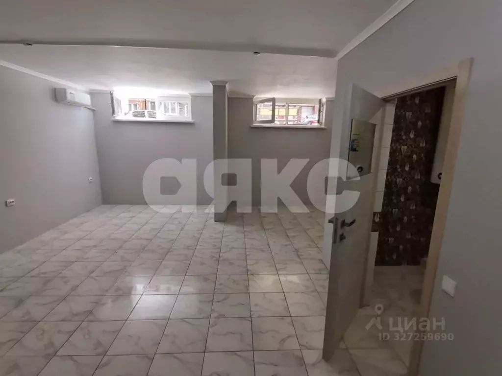 Офис в Краснодарский край, Анапа Крестьянская ул., 27к7 (38 м) - Фото 1